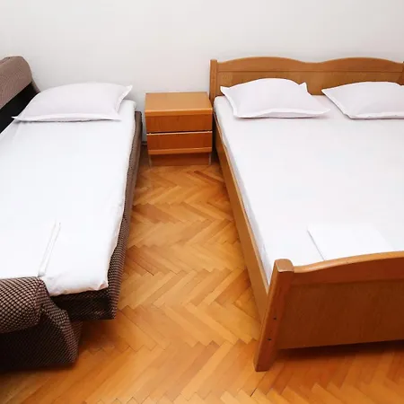 Dinka Макарська