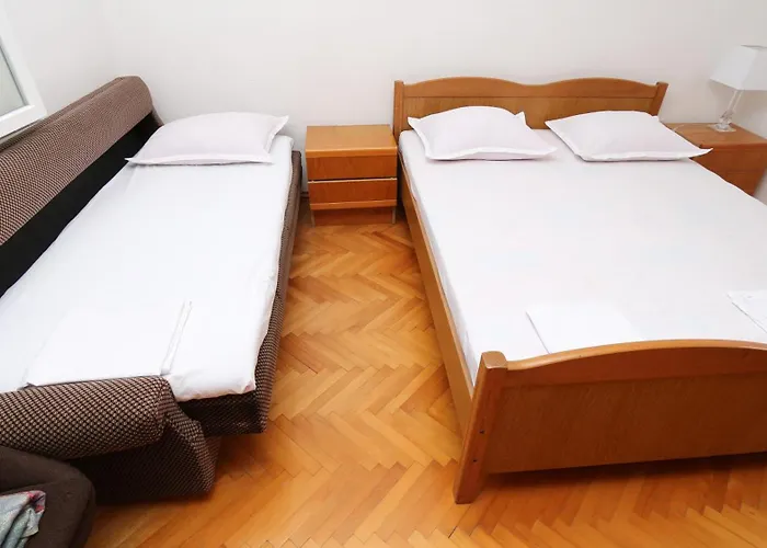 Dinka מאקרסקה