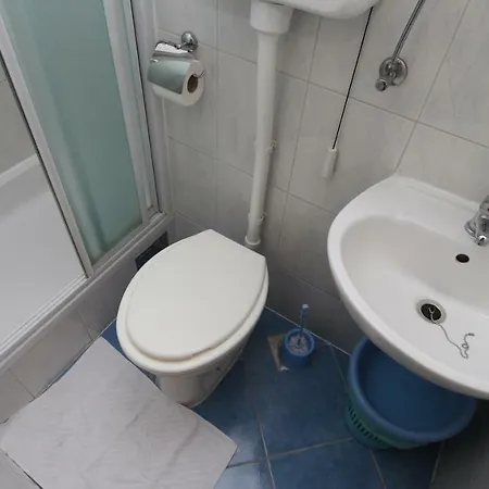 Dinka * Макарска