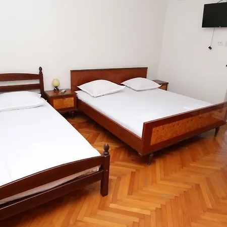 Apartment Dinka *