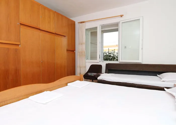 Dinka Apartament Makarska