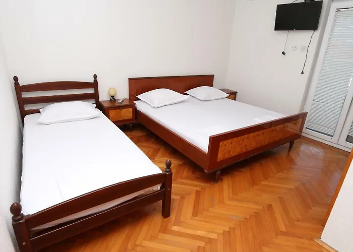 Apartament Dinka *